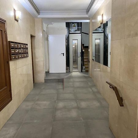 Hostal Rio Parana Madrid Eksteriør billede