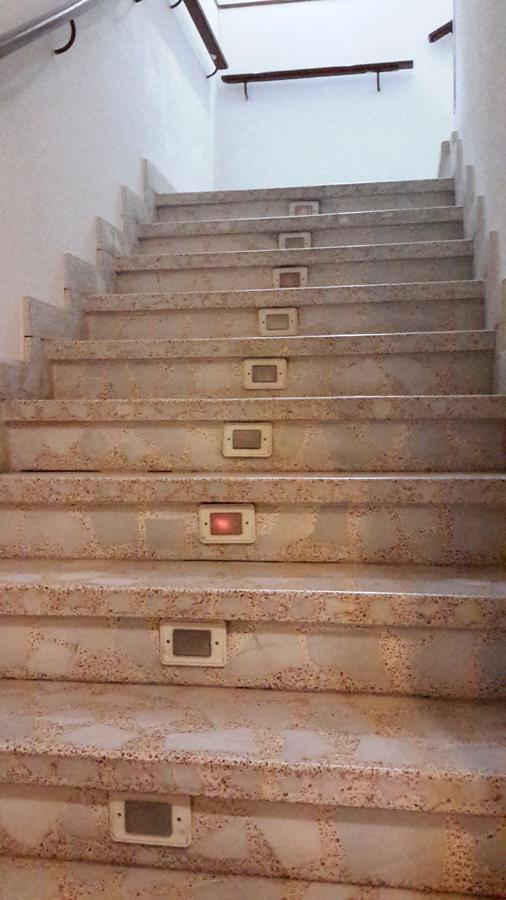 Hostal Rio Parana Madrid Eksteriør billede
