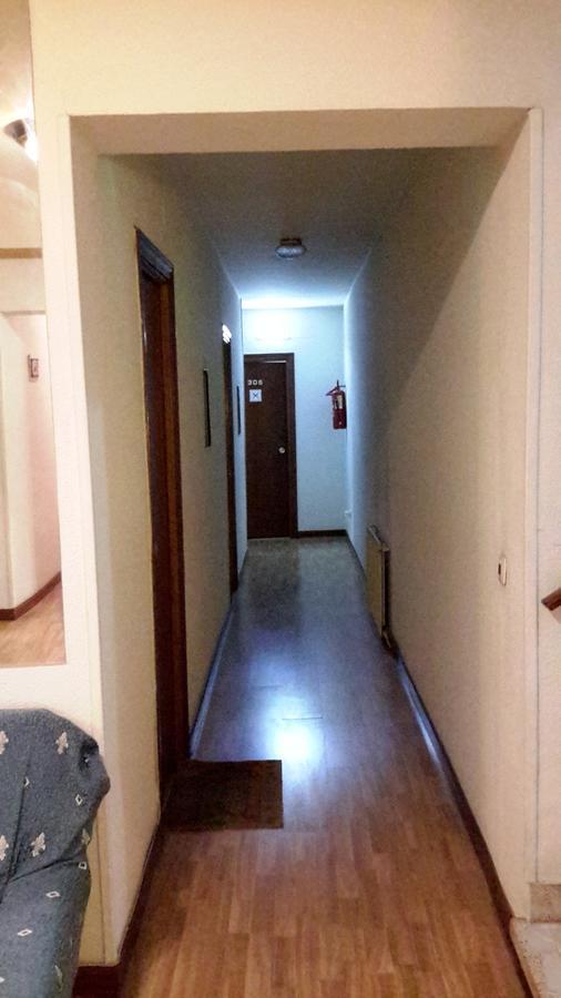 Hostal Rio Parana Madrid Eksteriør billede